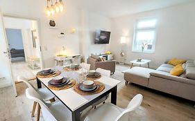 Casa Apartment Modern Vintage Flexibilitaet Pur- Perfektes Apartment Fuer Familien Und Geschaeftsreisende 5 Schlafplaetze, Vollausstattung, Amazon Prime & Parkplatz Inklusive