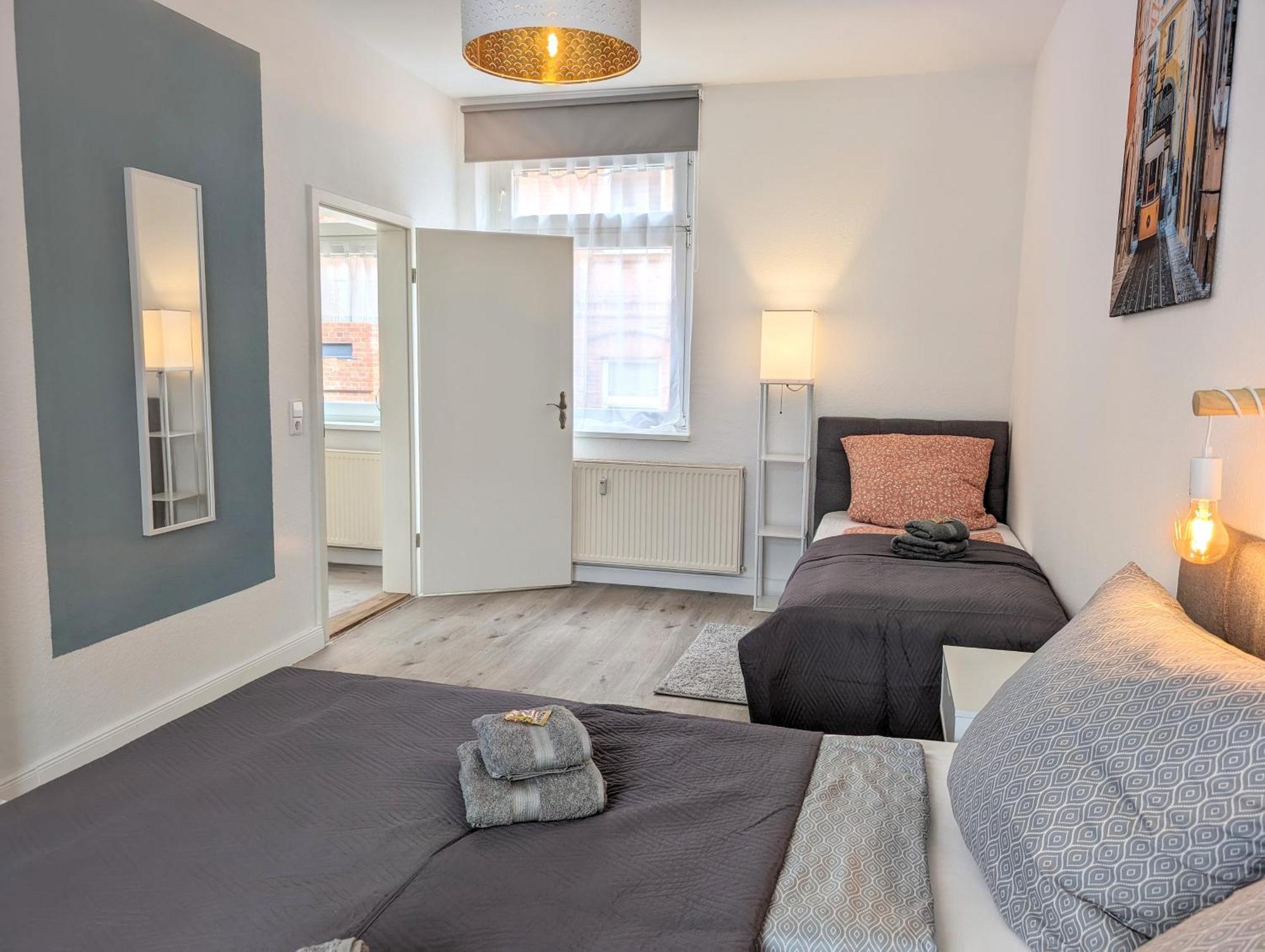Casa Apartment Modern Vintage Flexibilitaet Pur- Perfektes Apartment Fuer Familien Und Geschaeftsreisende 5 Schlafplaetze, Vollausstattung, Amazon Prime & Parkplatz Inklusive Magdeburg Zewnętrze zdjęcie